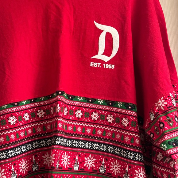 DISNEYLAND Christmas Sweater Spirit Jersey like new size large - Picture 6 of 7
